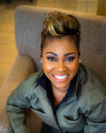 Dr Roberta Scott